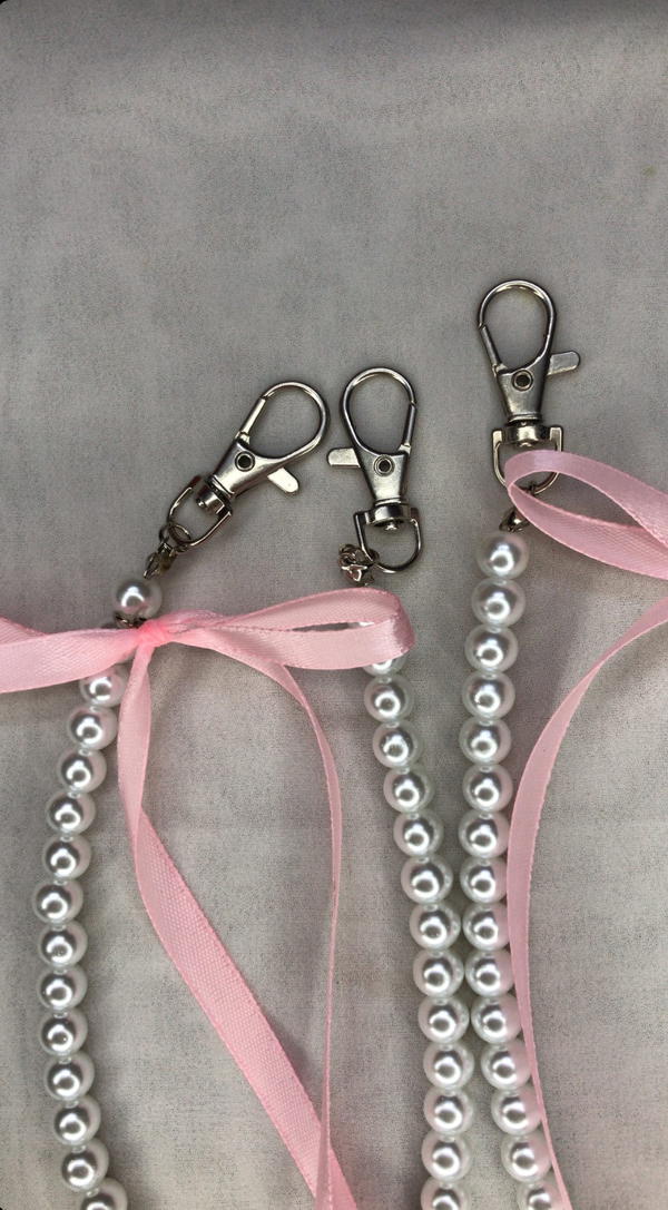 bow&pearl bag charm  Image 2 Preview