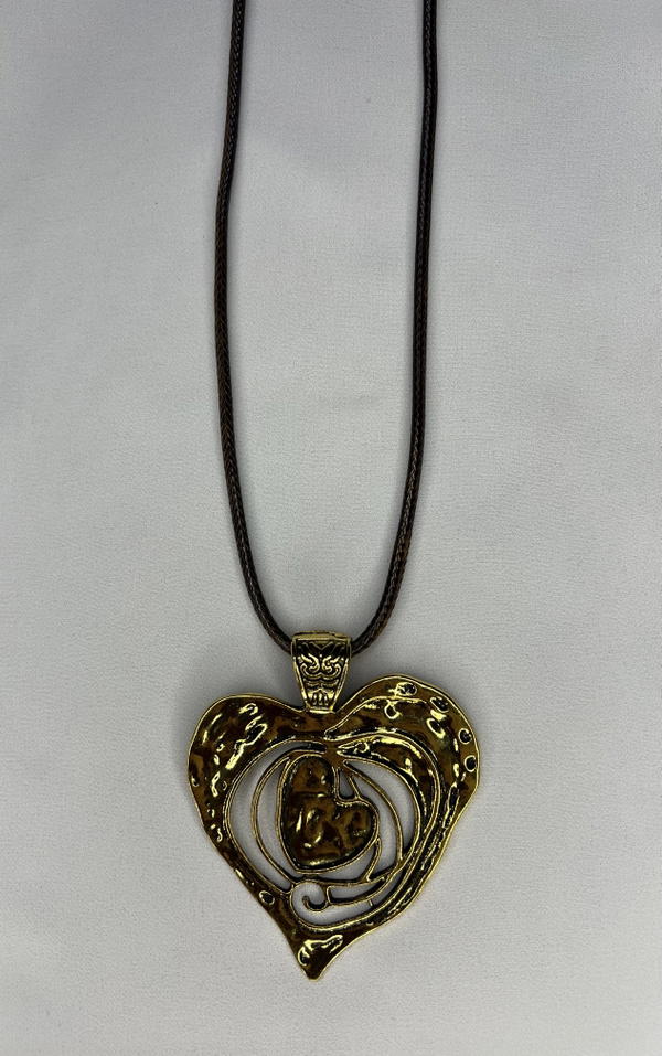 chunky heart necklace  Image 2 Preview