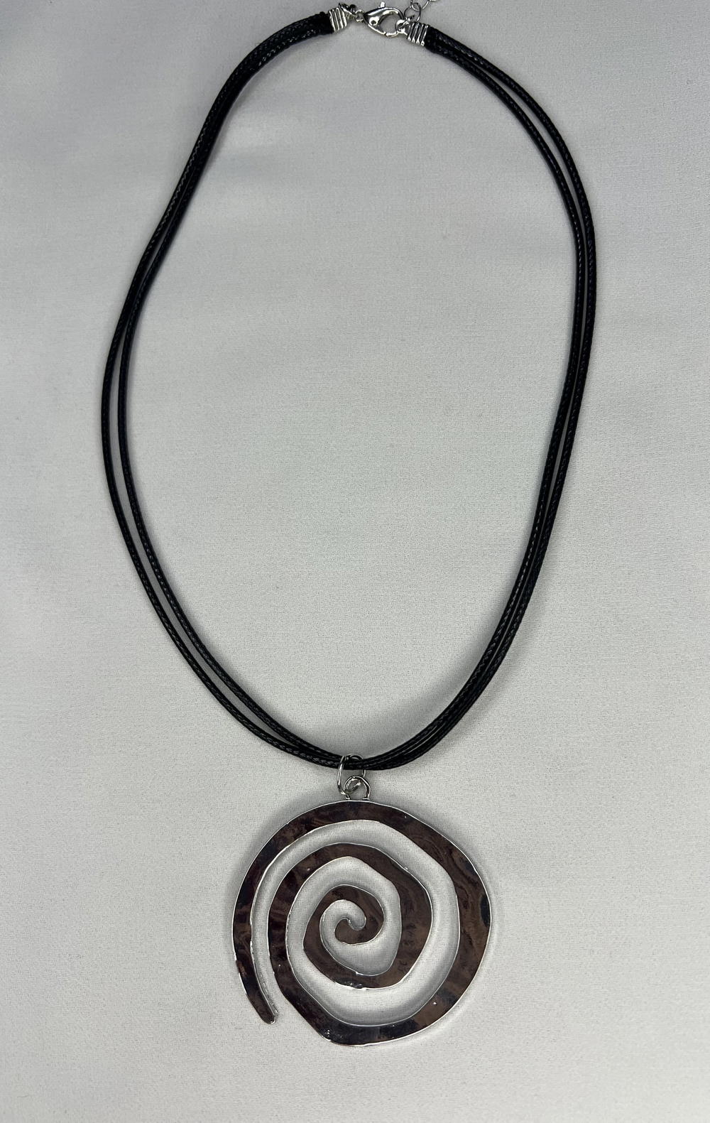 chunky spiral necklace  Preview Image