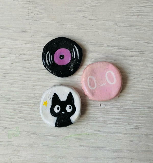 clay brooch  Image 9 Preview