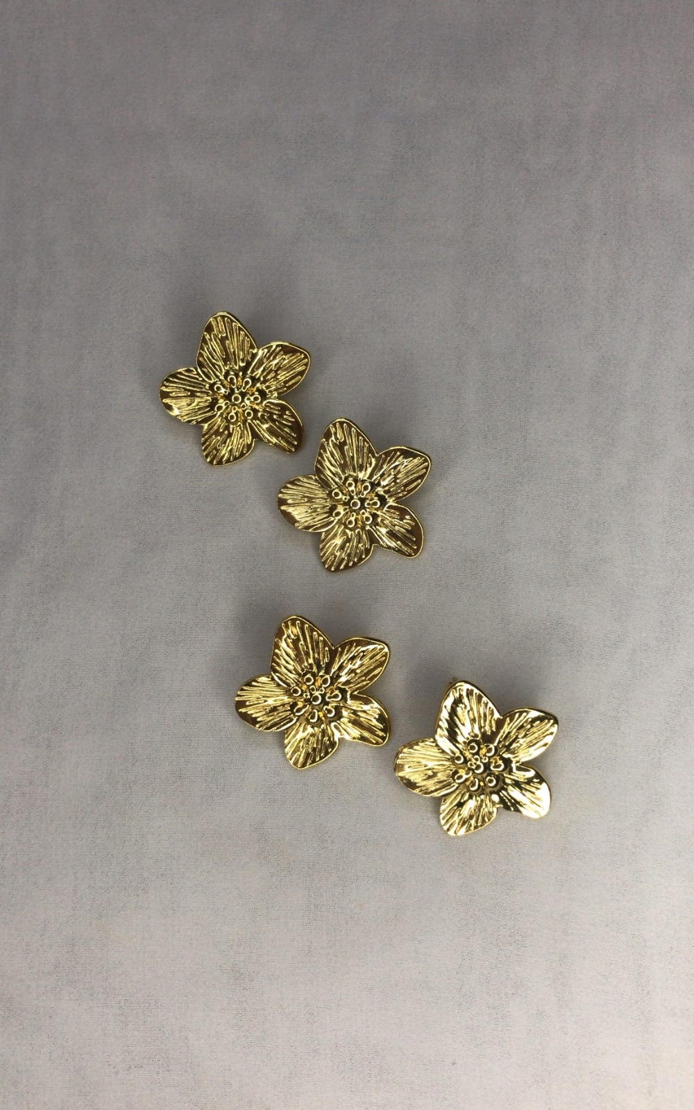 flower earrings  Preview Image