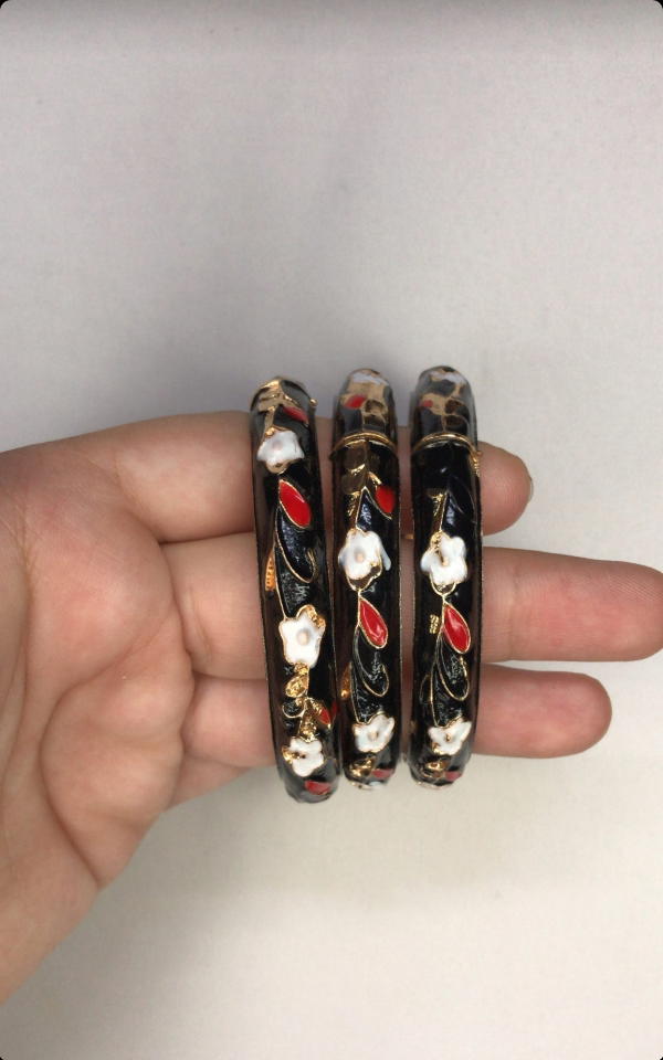flower bangle (black) Image 2 Preview
