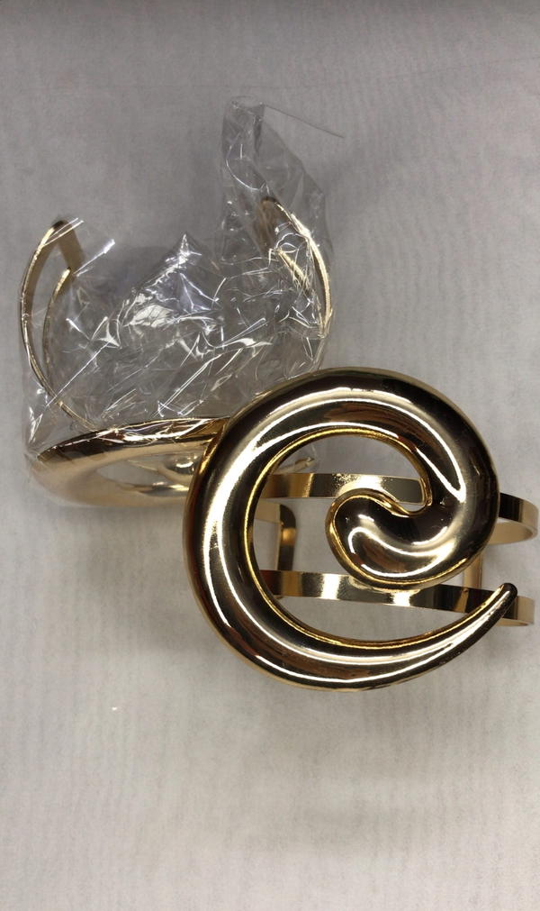 gold bangle  Image 1 Preview