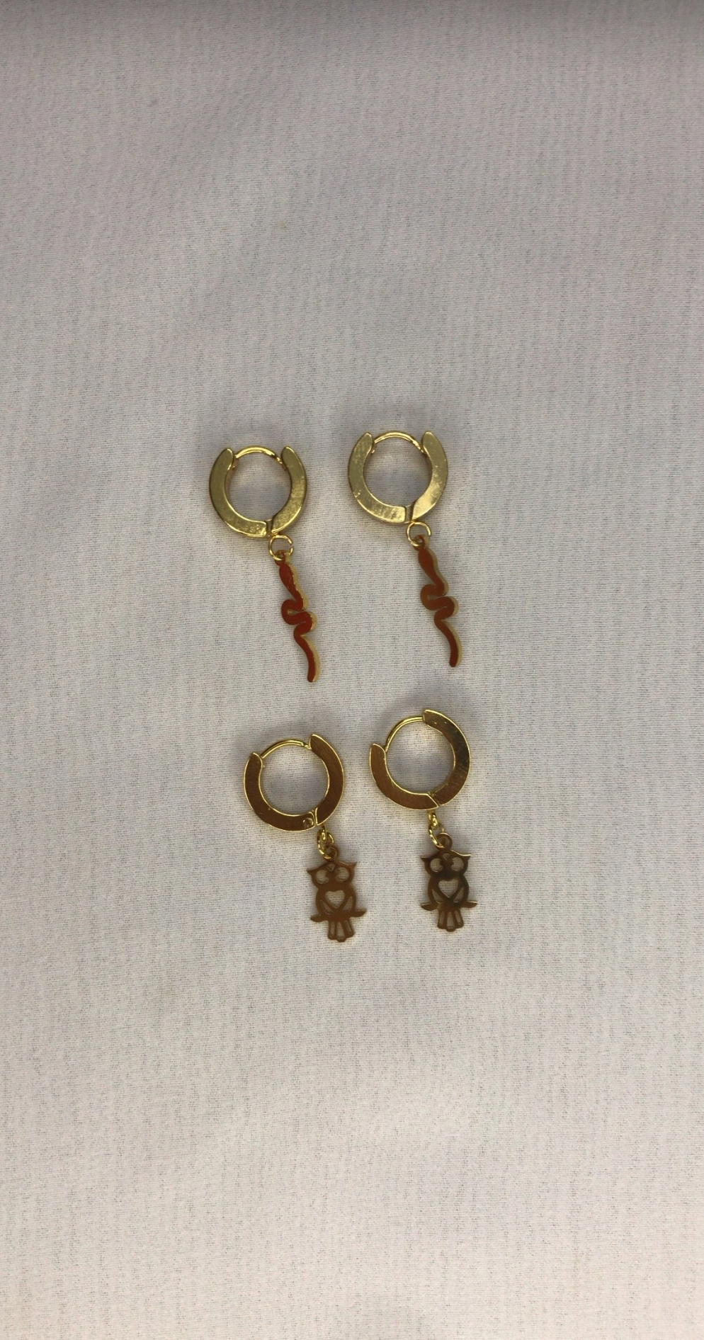 gold clips ear  Preview Image