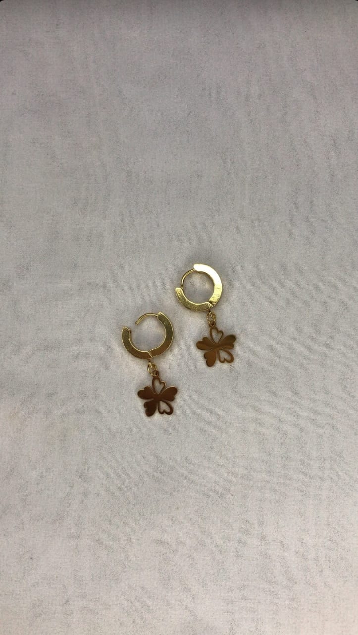 gold ear clips  Preview Image