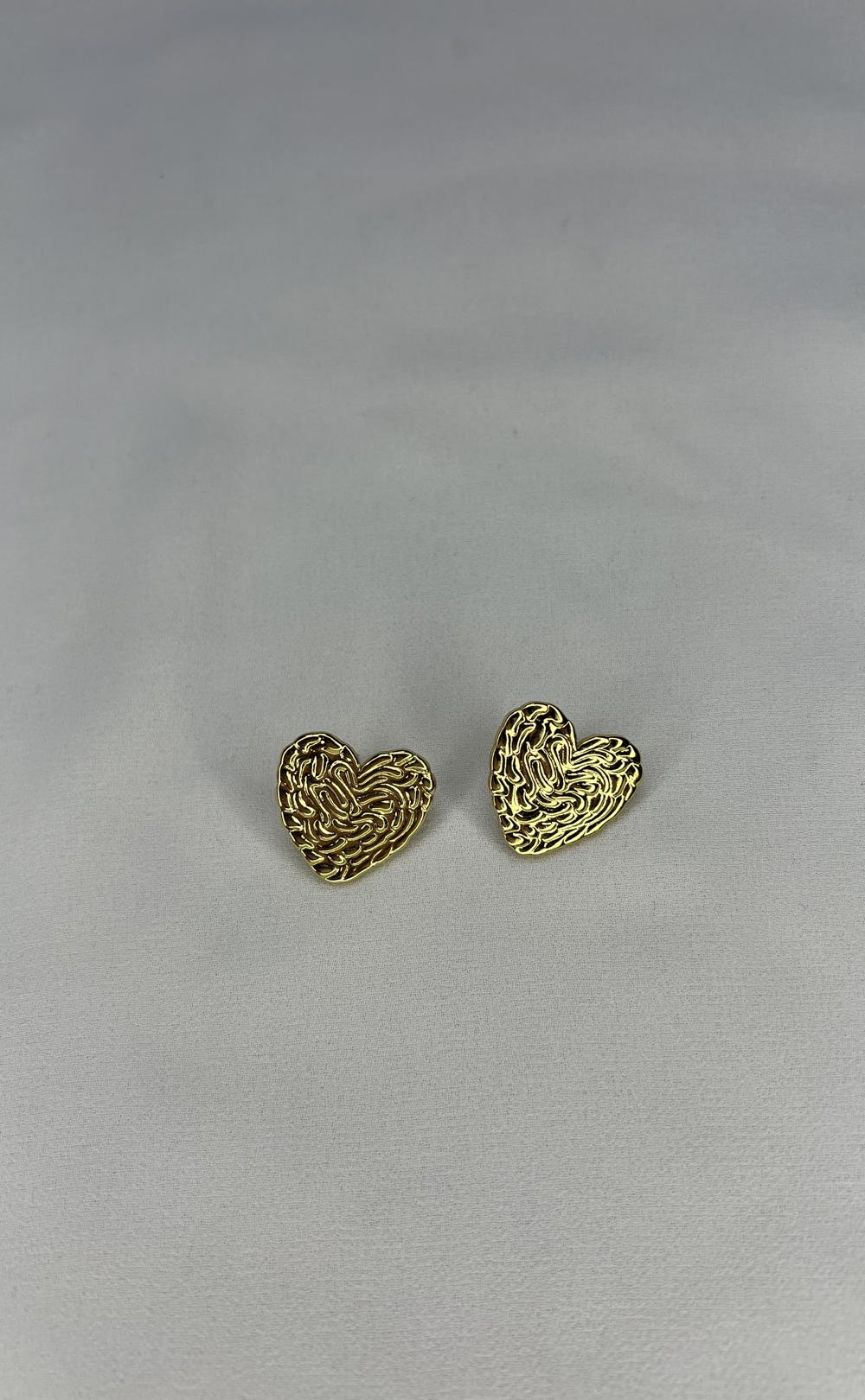 gold heart earrings  Preview Image