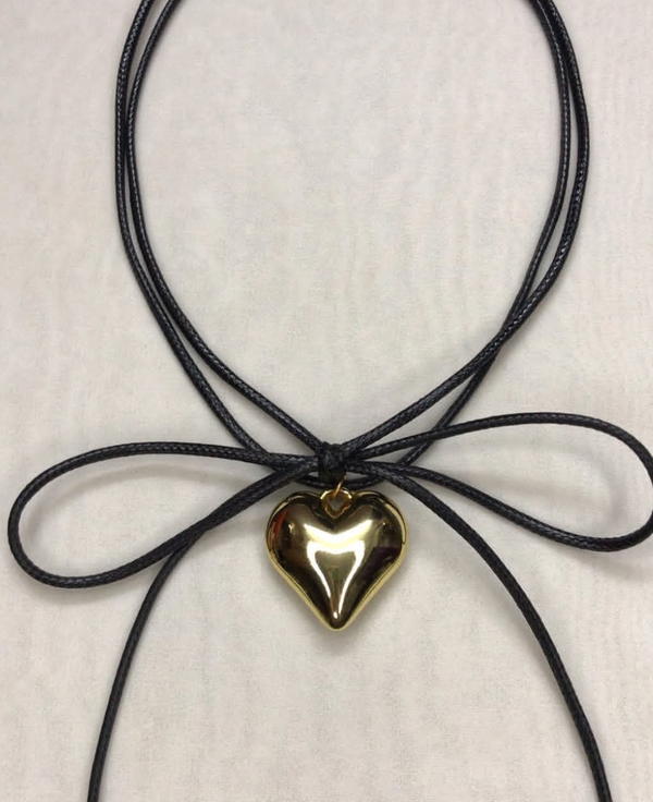 gold heart necklace  Image 3 Preview