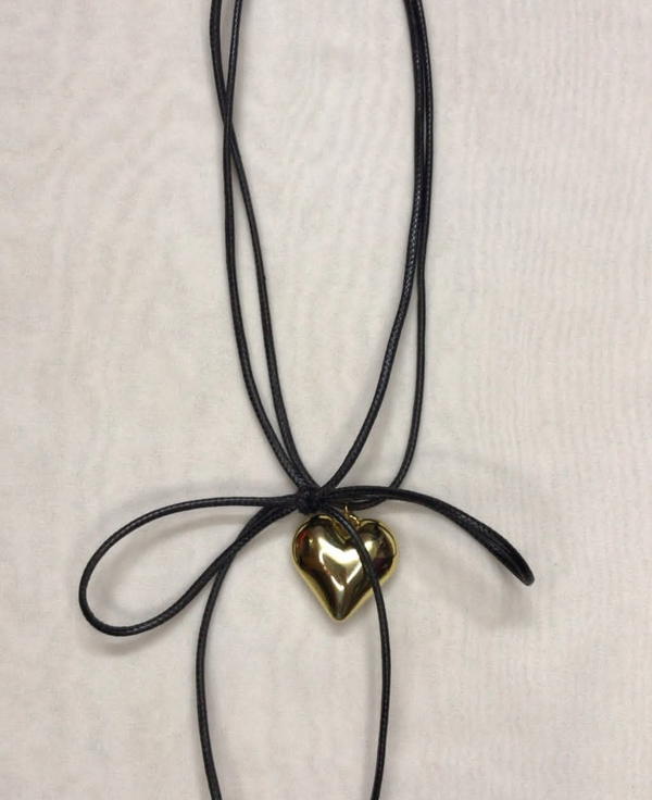 gold heart necklace  Image 4 Preview