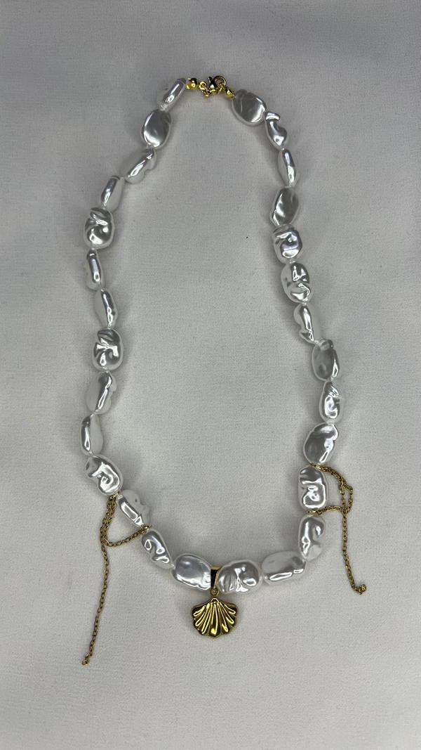 gold&pearl necklace  Image 2 Preview