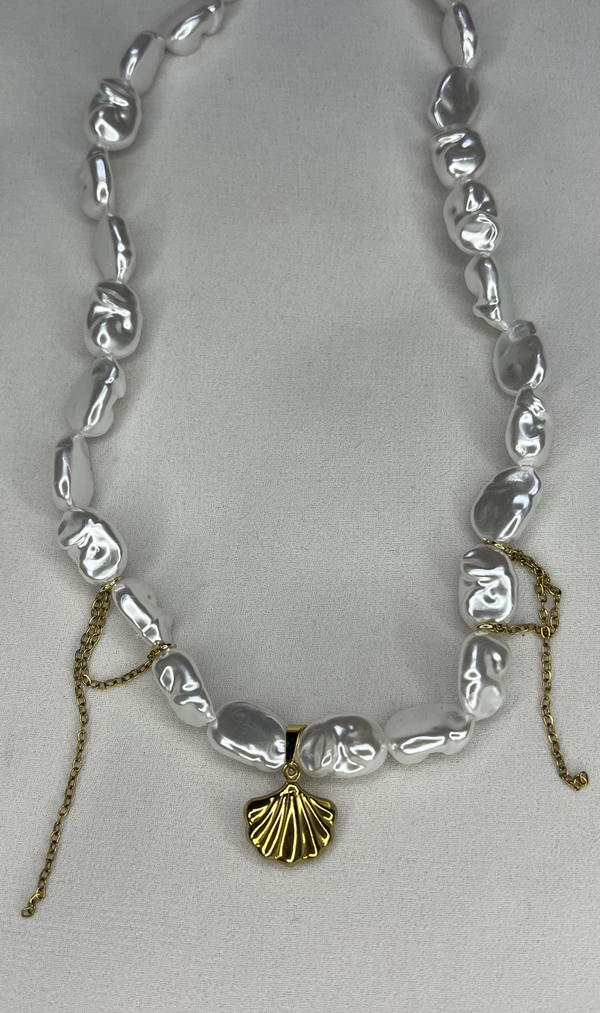 gold&pearl necklace  Image 4 Preview