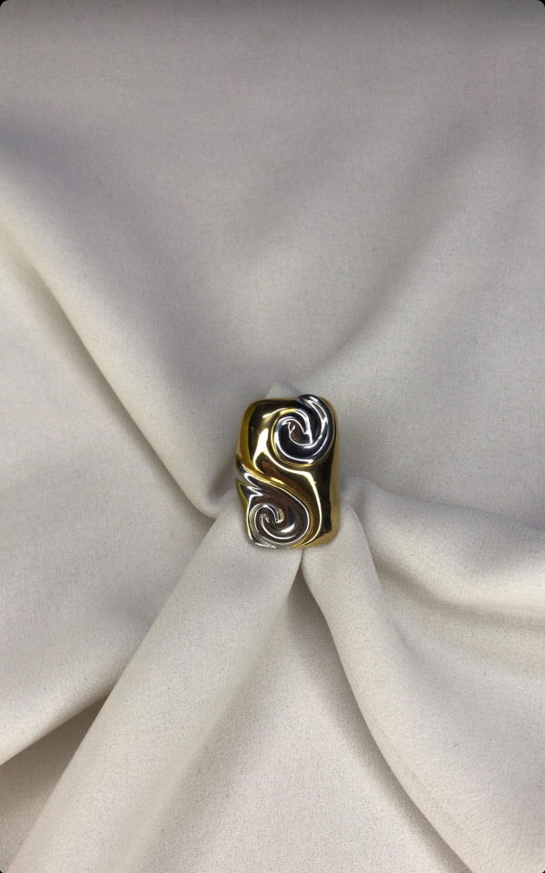 gold&silver spiral ring Image 4 Preview