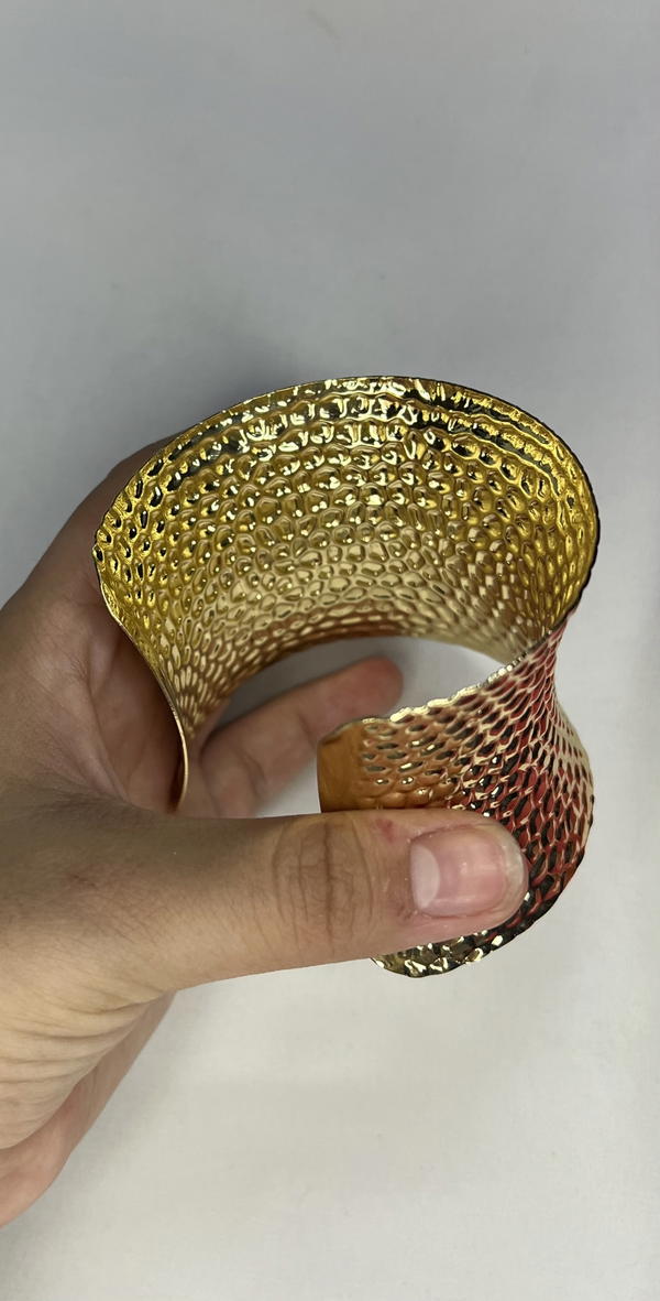 gold bangle  Image 9 Preview