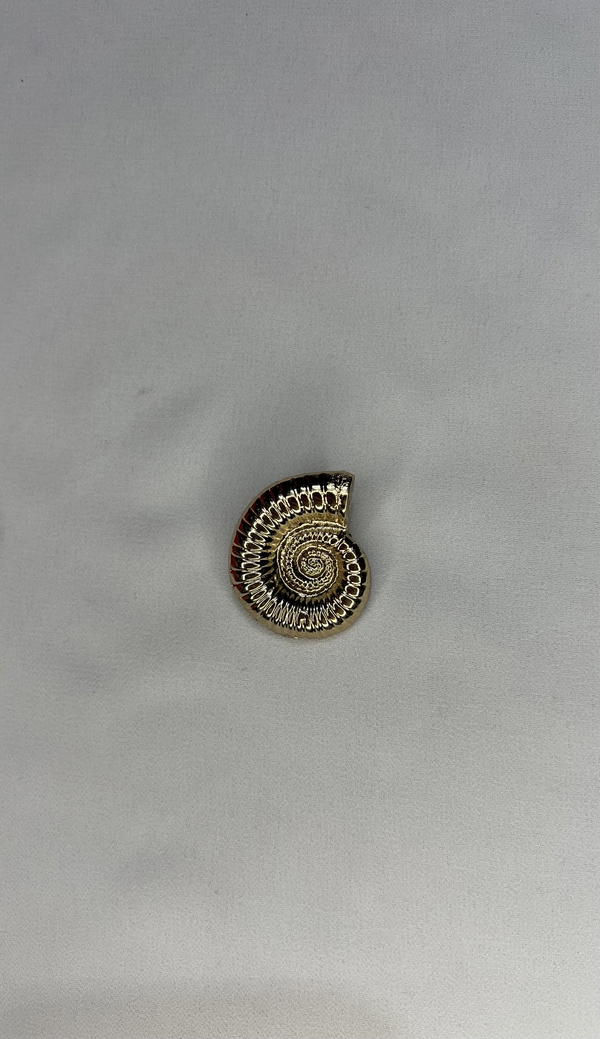 gold brooches  Image 3 Preview
