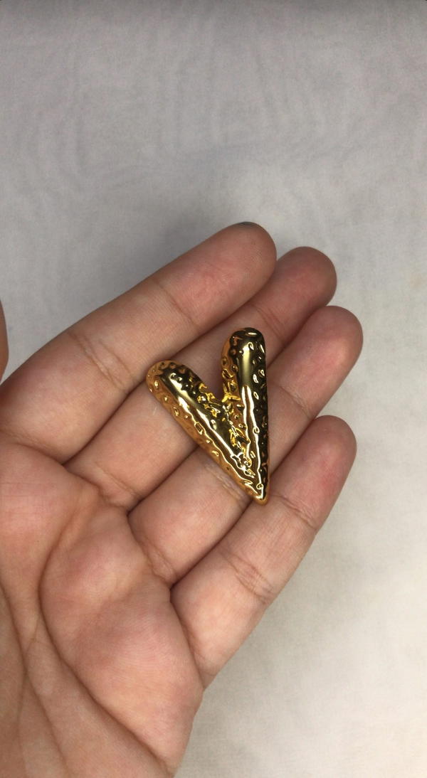 gold heart earrings  Image 5 Preview