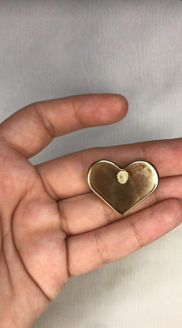 gold heart earrings  Image 5 Preview