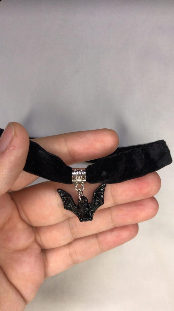 gothic choker Image 4 Preview