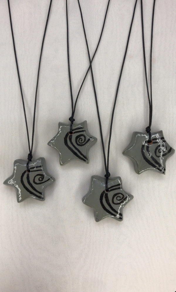 gray star necklace  Image 3 Preview