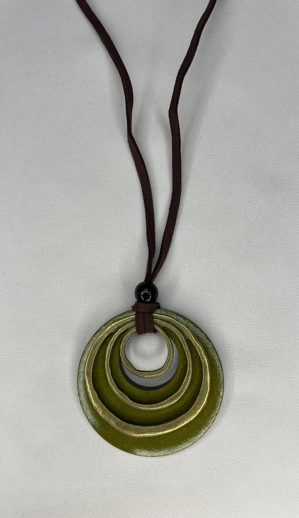 green chunky necklace  Preview Image