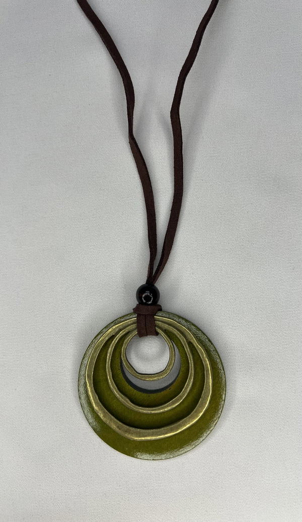 green chunky necklace  Image 1 Preview