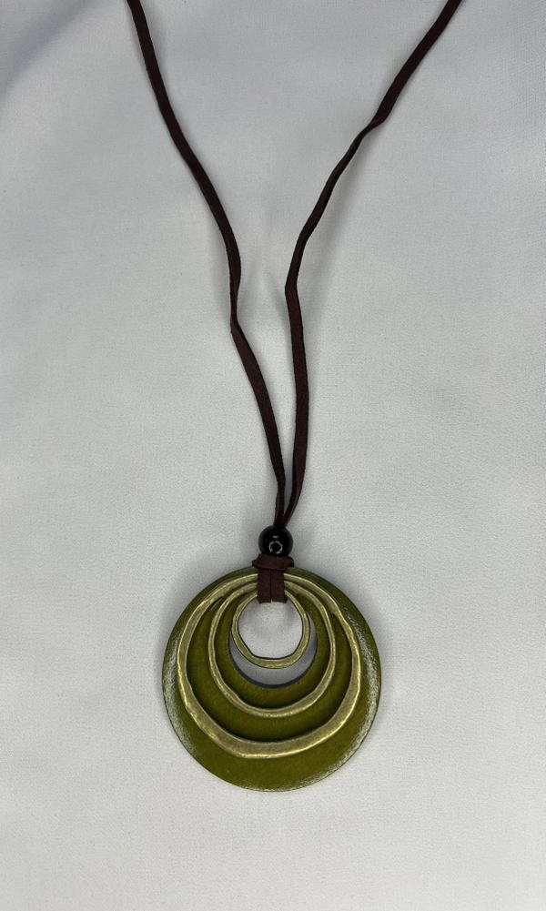 green chunky necklace  Image 3 Preview