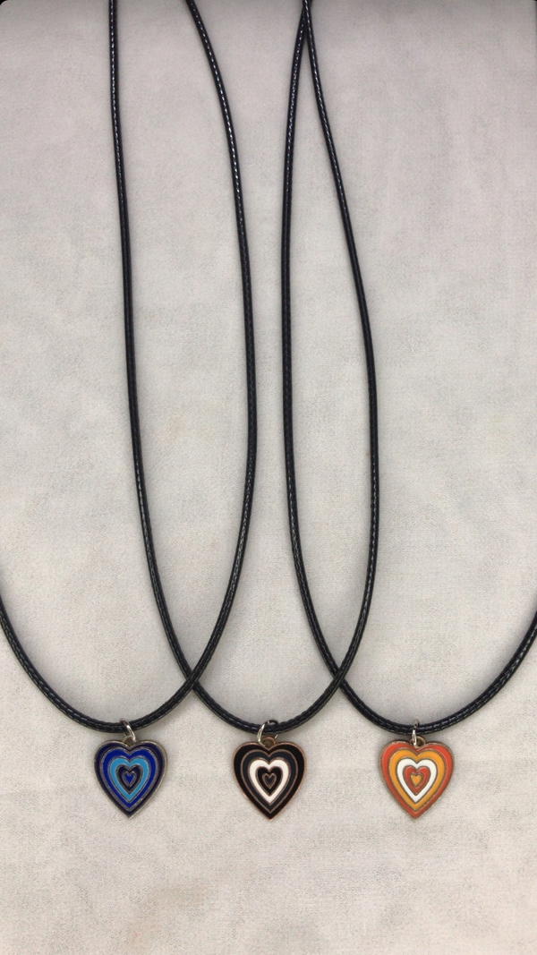 heart necklace  Image 1 Preview