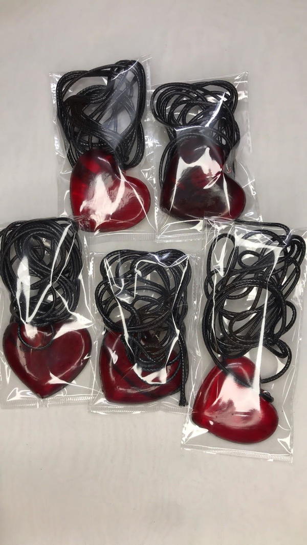 heart necklace  Image 2 Preview