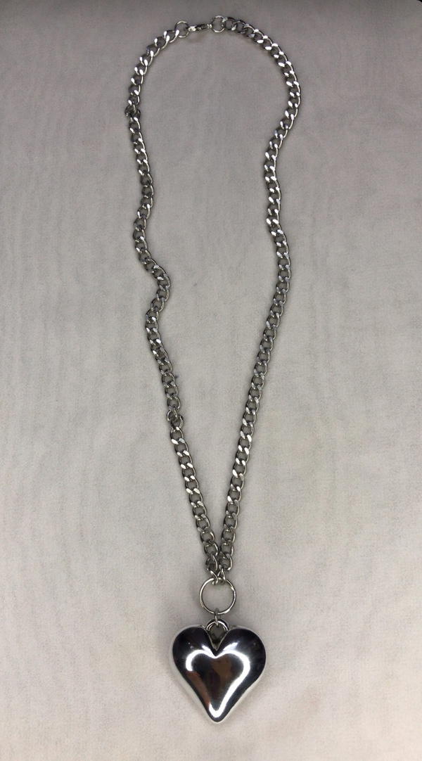 heart necklace  Image 3 Preview
