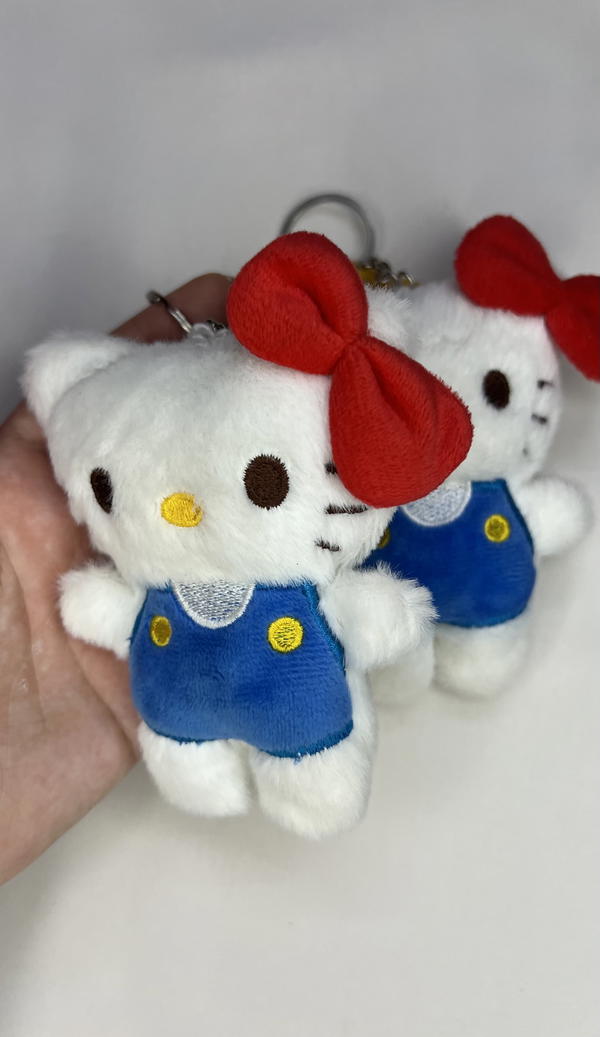 hello kitty bag charms Image 4 Preview