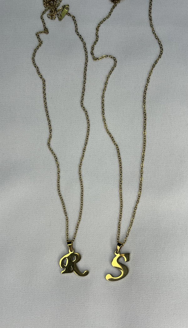 initial necklace  Image 1 Preview
