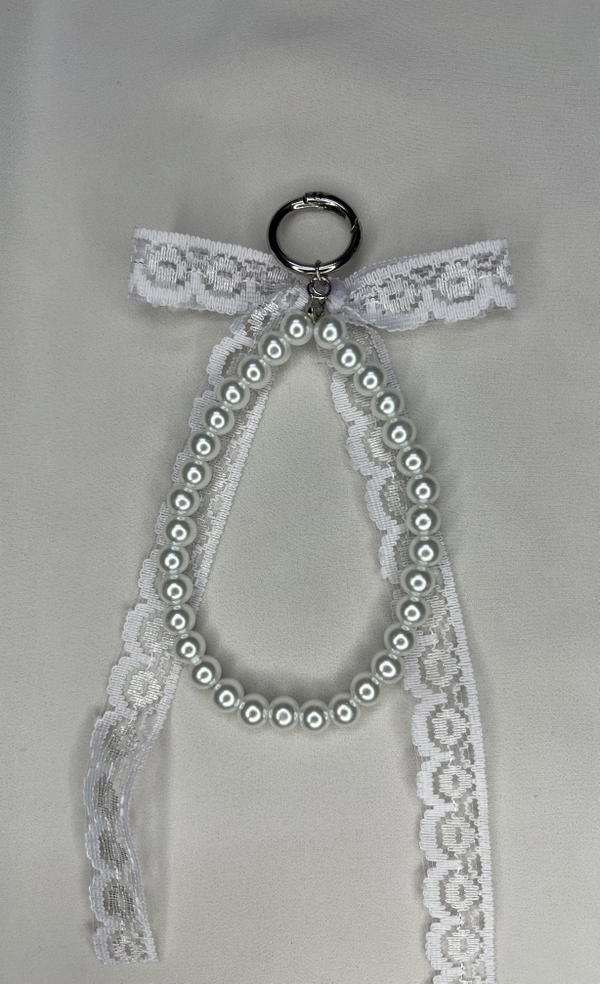 lace pearls bag charm Image 1 Preview