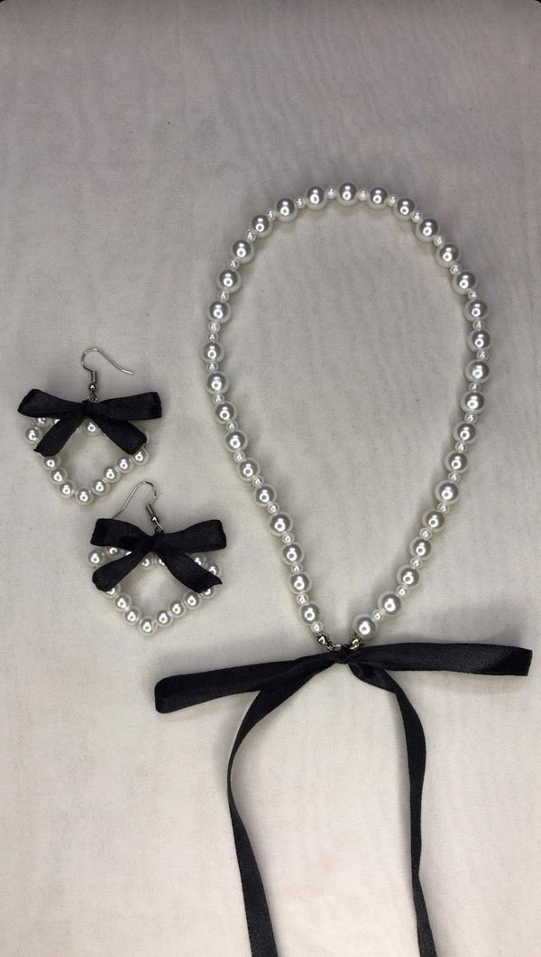 pearl set Image 1 Preview