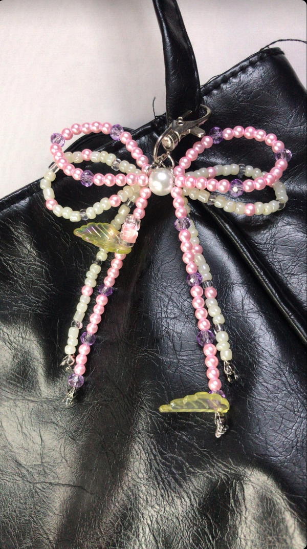 pinky bag charm  Image 5 Preview