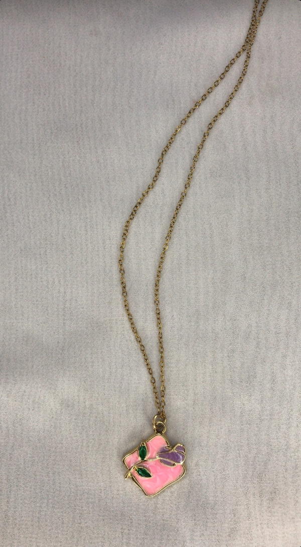 pinky flower necklace  Image 1 Preview