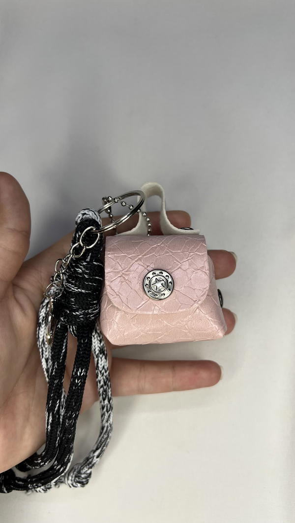 pinky double bag charms Image 6 Preview