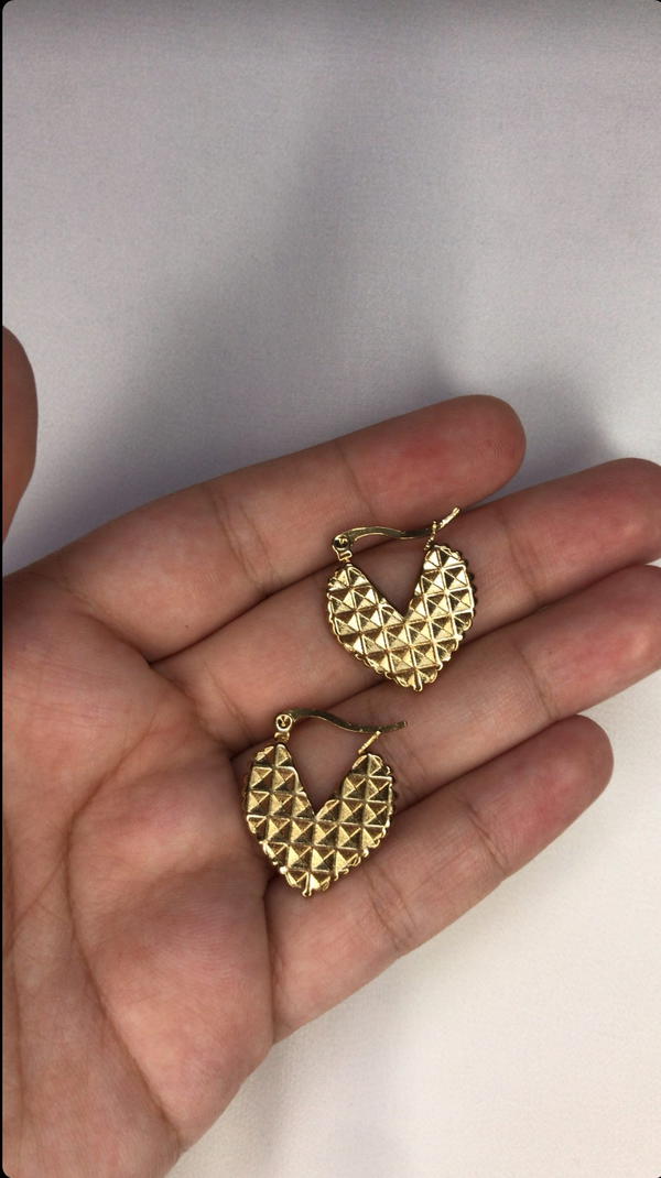pixel heart earrings  Image 5 Preview