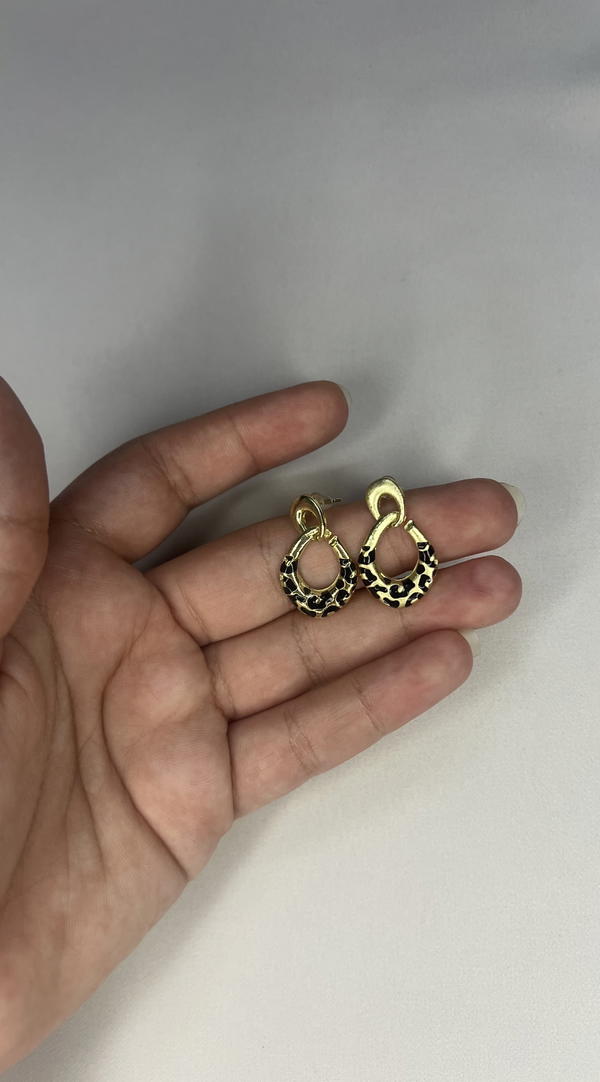 printed Gold&silver earrings  Image 5 Preview
