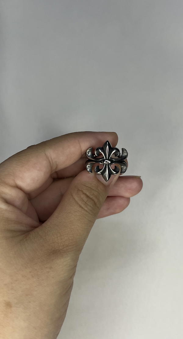 punk style ring Image 5 Preview