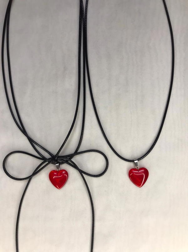 red heart necklace  Image 4 Preview