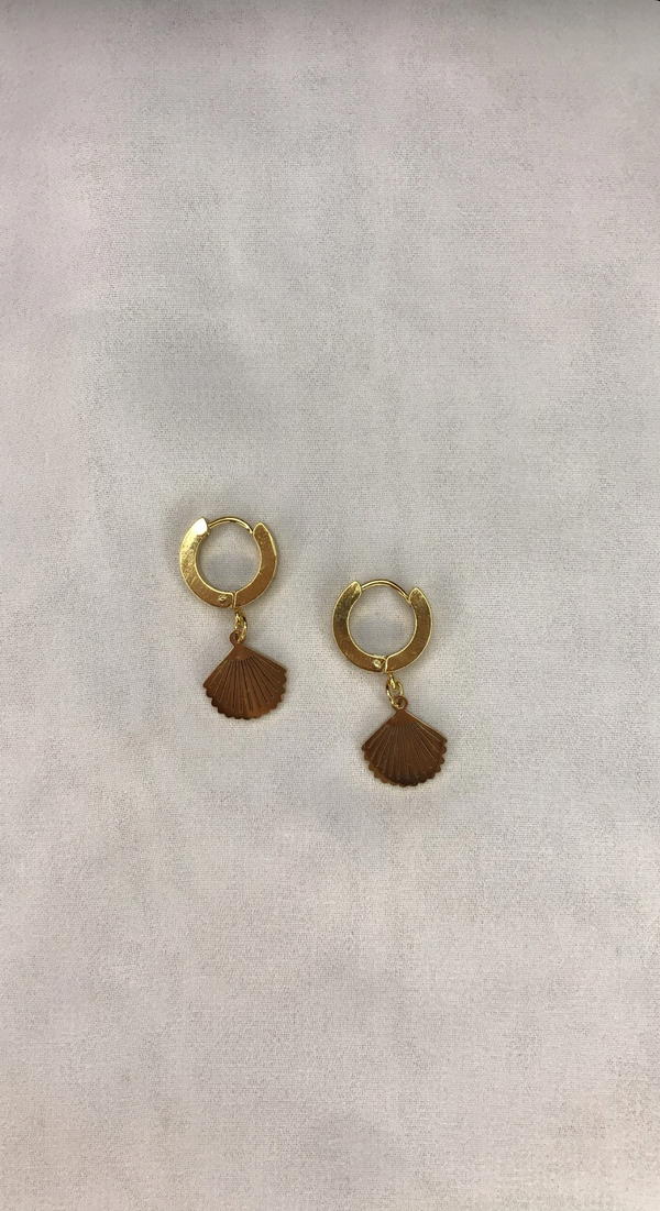shells earrings  Image 1 Preview