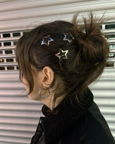 silver star clips  Image 9 Preview