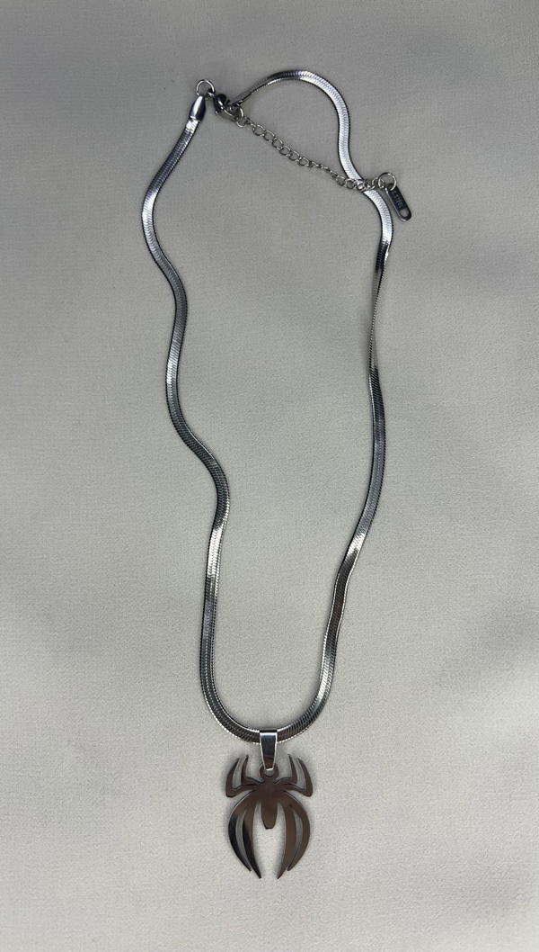 spiderman necklace  Image 1 Preview