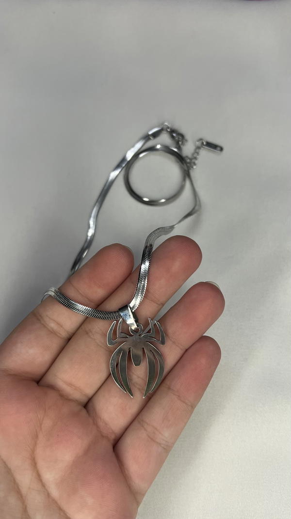 spiderman necklace  Image 5 Preview