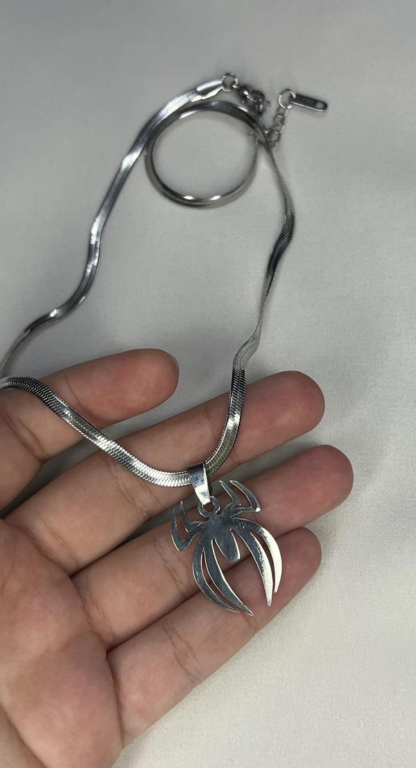 spiderman necklace  Image 6 Preview