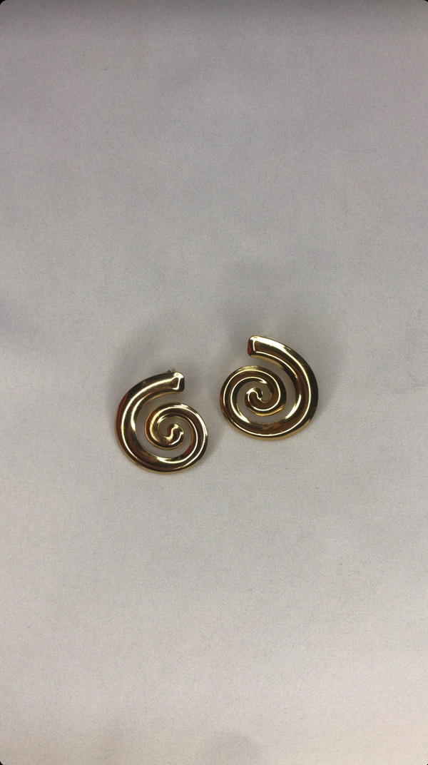 spiral earrings Image 2 Preview