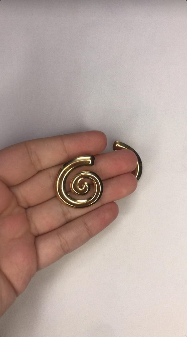 spiral earrings Image 4 Preview