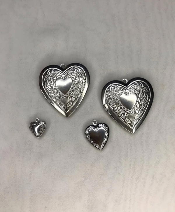 stainless heart necklace  Image 1 Preview