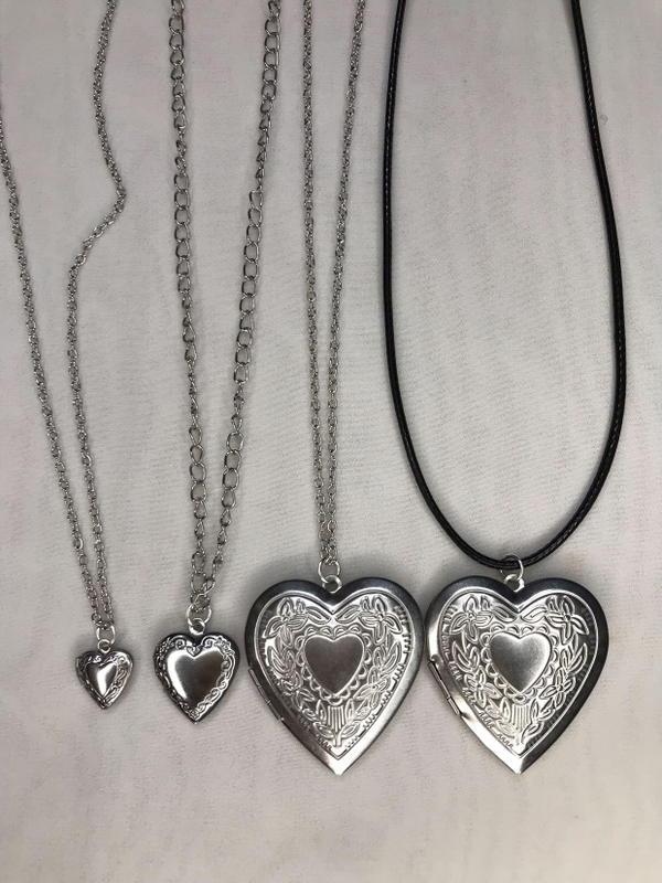 stainless heart necklace  Image 2 Preview