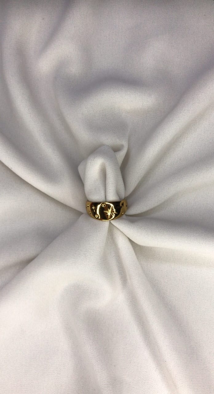 stars ring  Preview Image