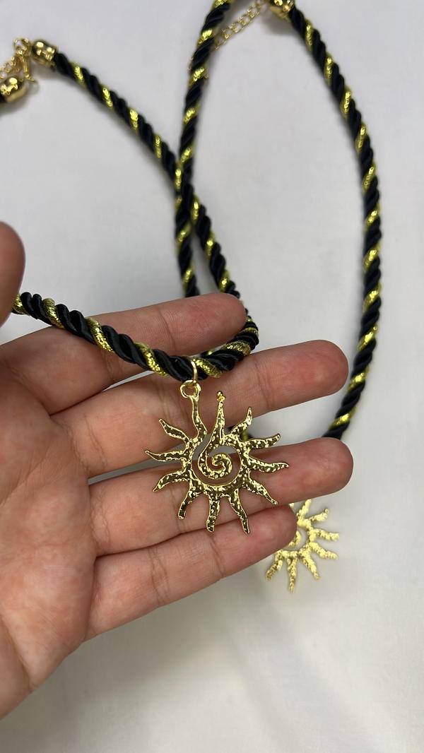 sun&heart necklaces Image 10 Preview