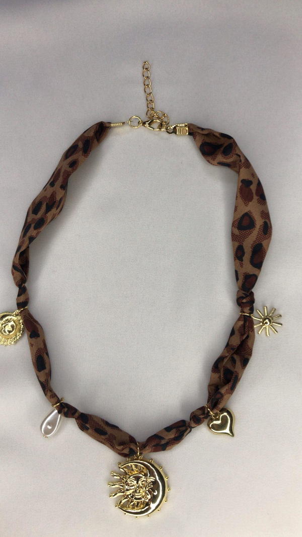 sun&moon gold necklace  Image 2 Preview